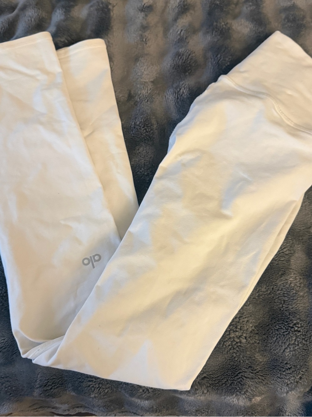 Alo yoga white leggings